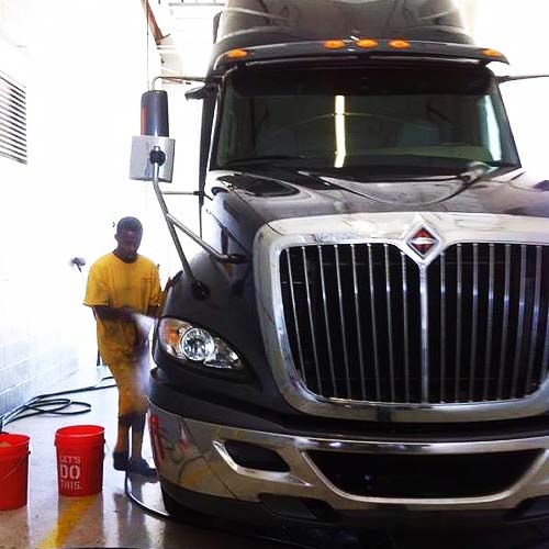 Truck and Fleet Vehicle Detailing